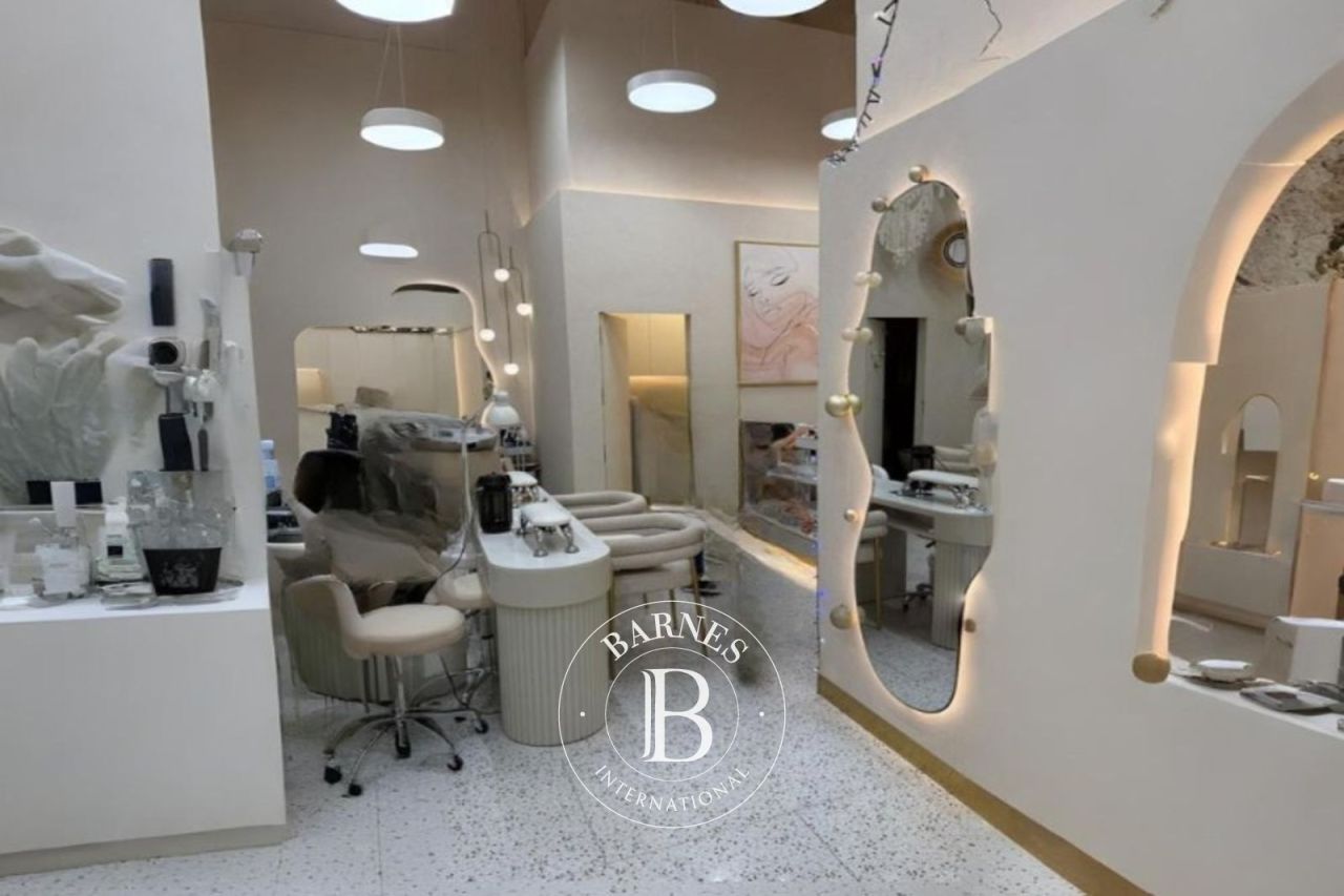 Магазин в Дубае, ОАЭ, 91.6 м² - фото 5