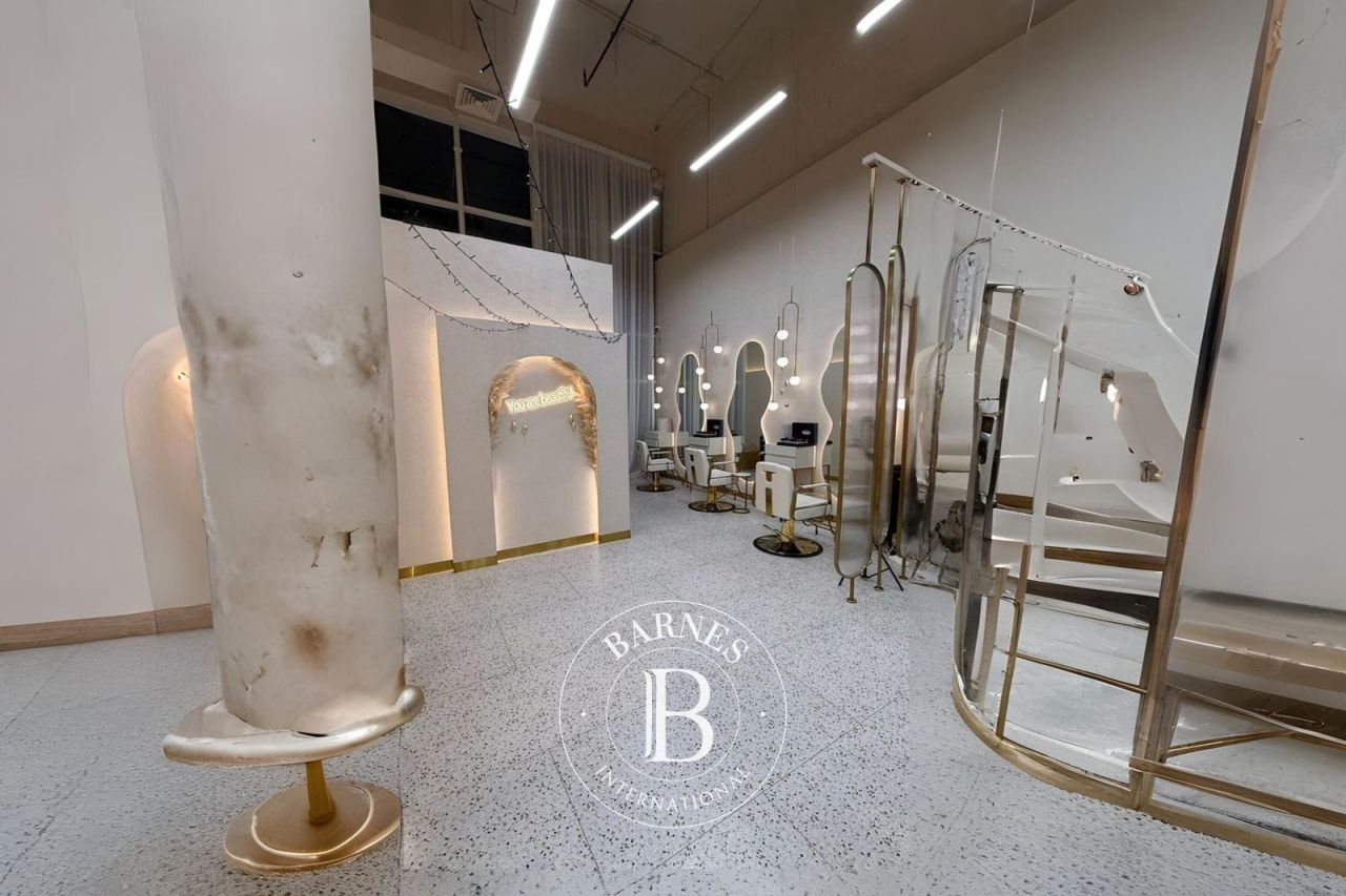 Магазин в Дубае, ОАЭ, 91.6 м² - фото 6