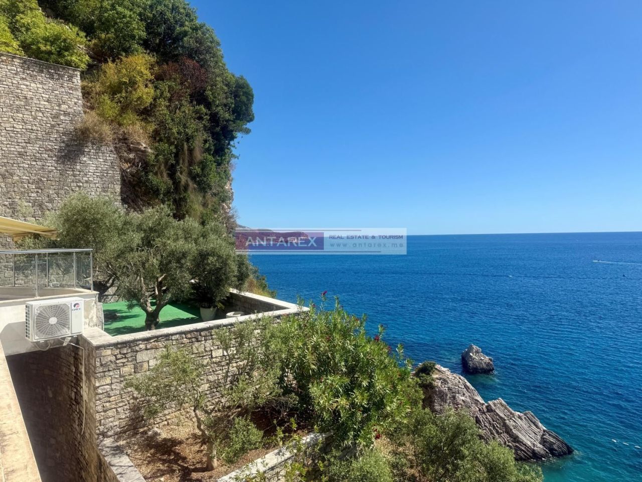 Апартаменты в Рафаиловичах, Черногория, 221 м² - фото 2