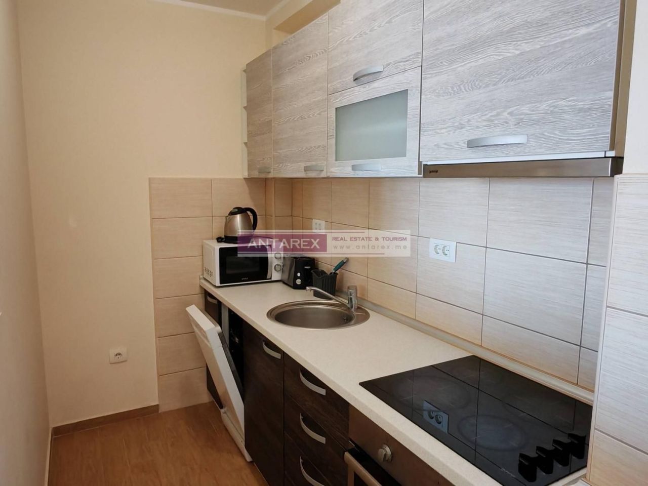 Апартаменты в Добра Воде, Черногория, 68 м² - фото 5