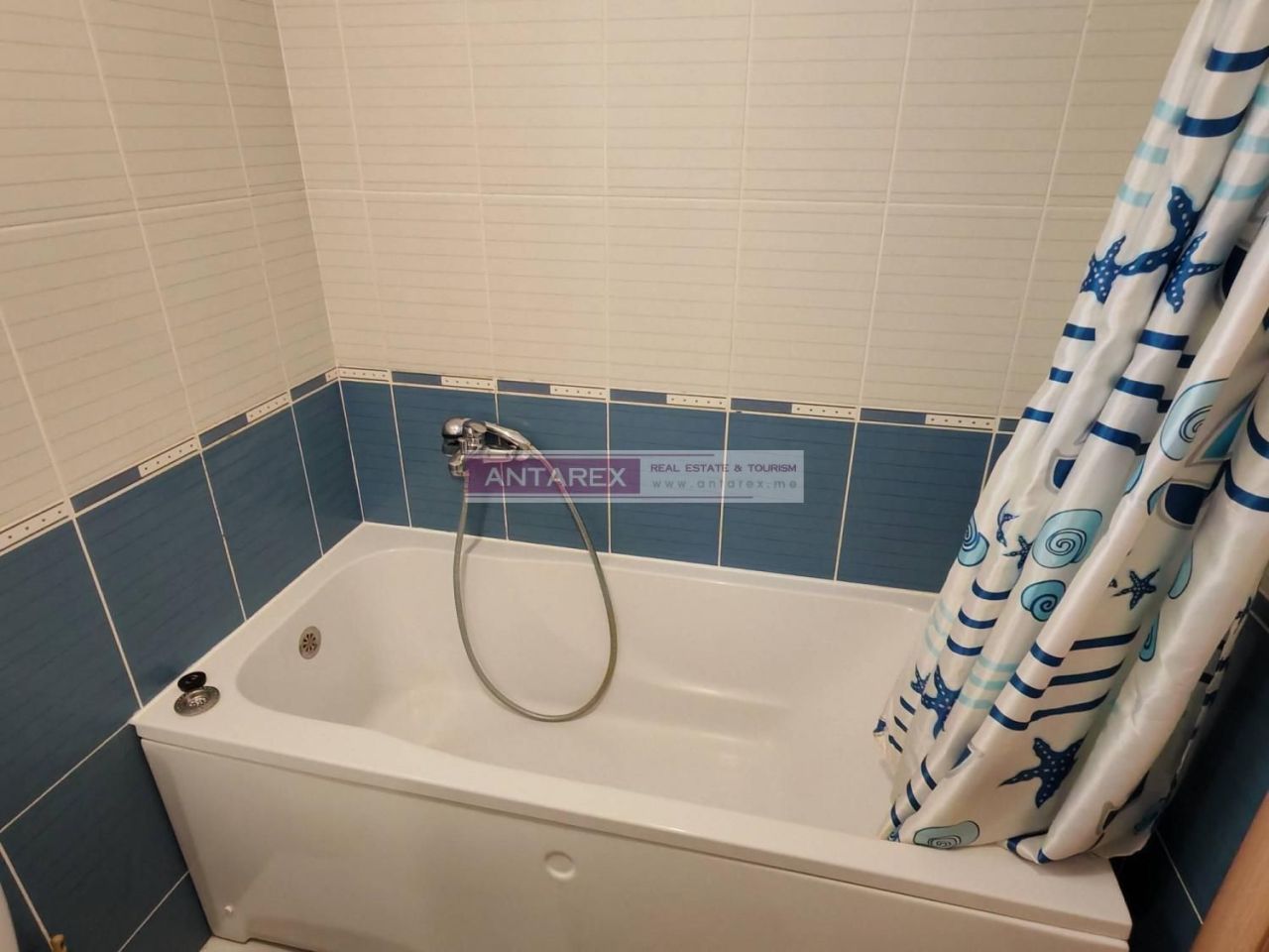 Апартаменты в Добра Воде, Черногория, 68 м² - фото 11