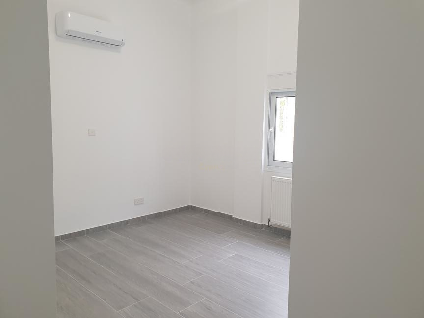 Квартира в Строволосе, Кипр, 550 м² - фото 6