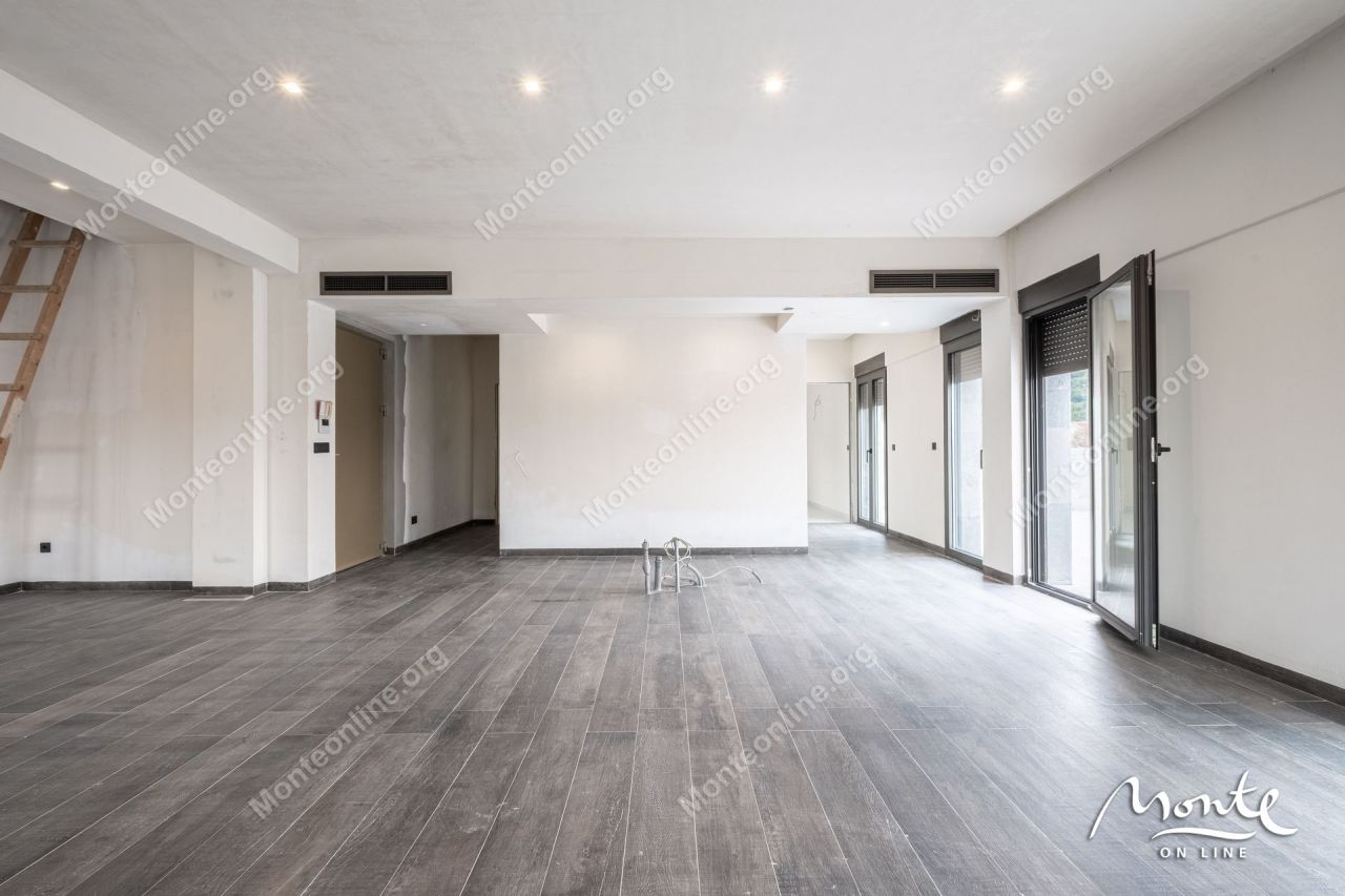 Апартаменты в Тивате, Черногория, 236 м² - фото 5