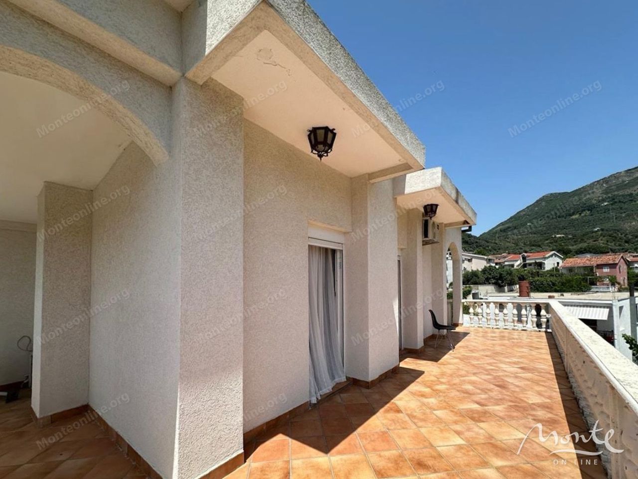 Вилла в Баре, Черногория, 250 м² - фото 7