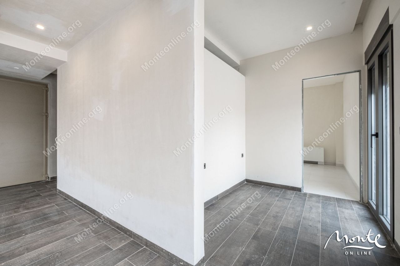 Апартаменты в Тивате, Черногория, 236 м² - фото 8