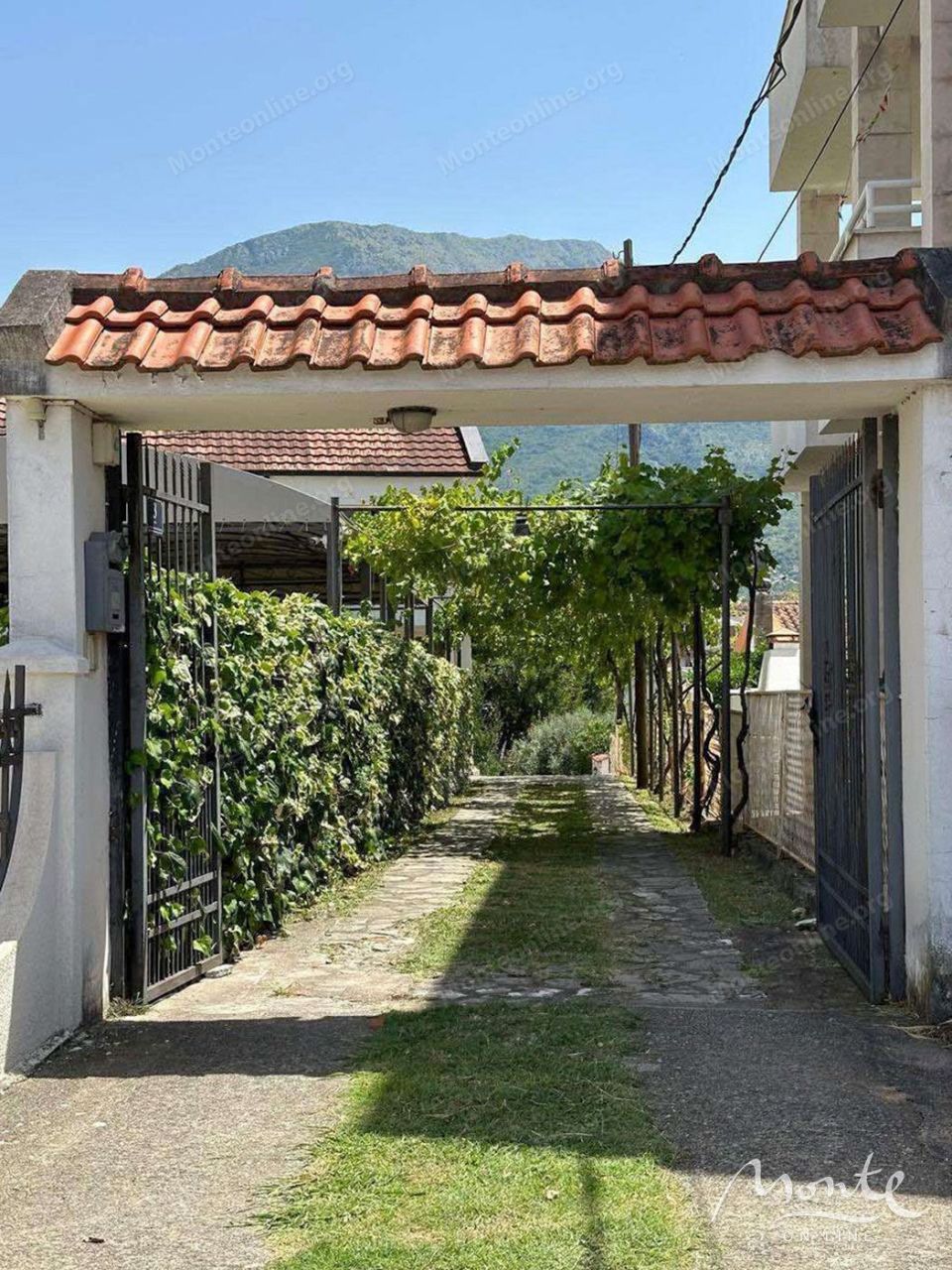 Вилла в Баре, Черногория, 250 м² - фото 11