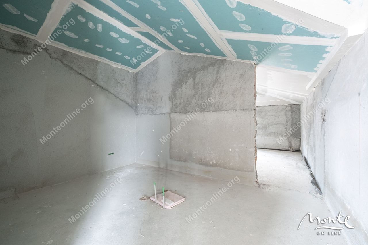 Апартаменты в Тивате, Черногория, 236 м² - фото 14