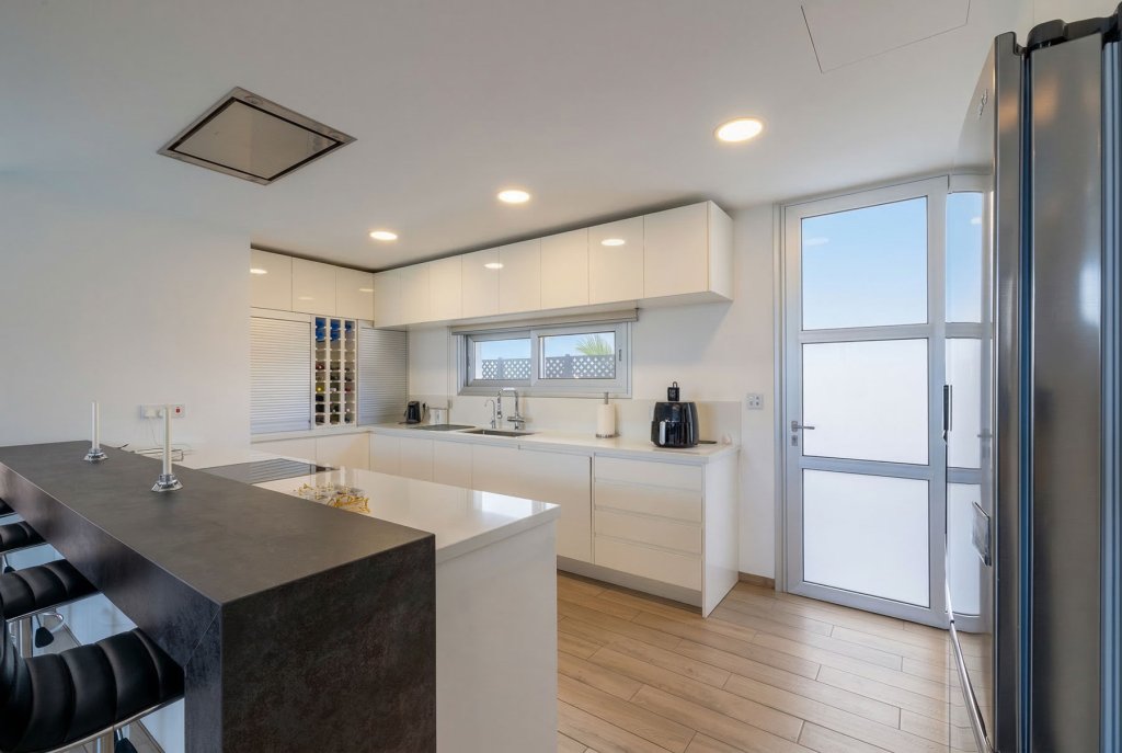 Квартира в Пафосе, Кипр, 353 м² - фото 8