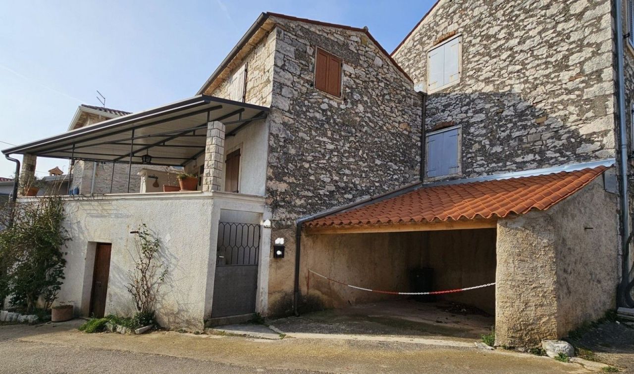 Дом в Бртонигле, Хорватия, 120 м² - фото 1