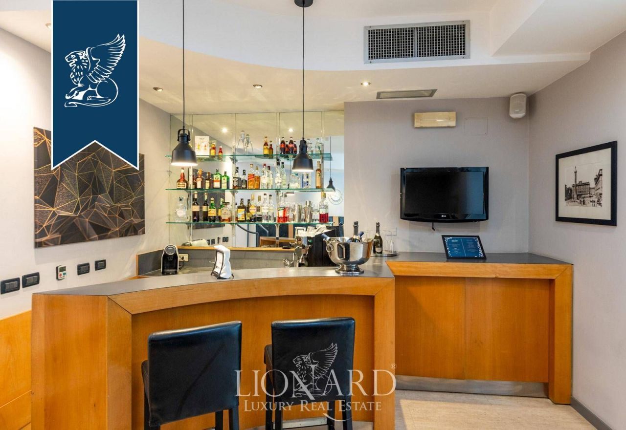 Отель, гостиница в Риме, Италия, 2 120 м² - фото 7