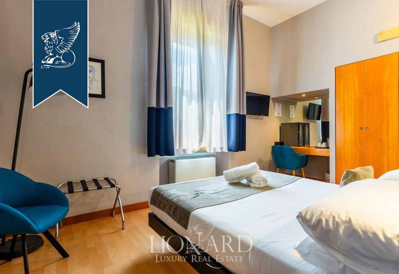 Отель, гостиница в Риме, Италия, 2 120 м² - фото 15