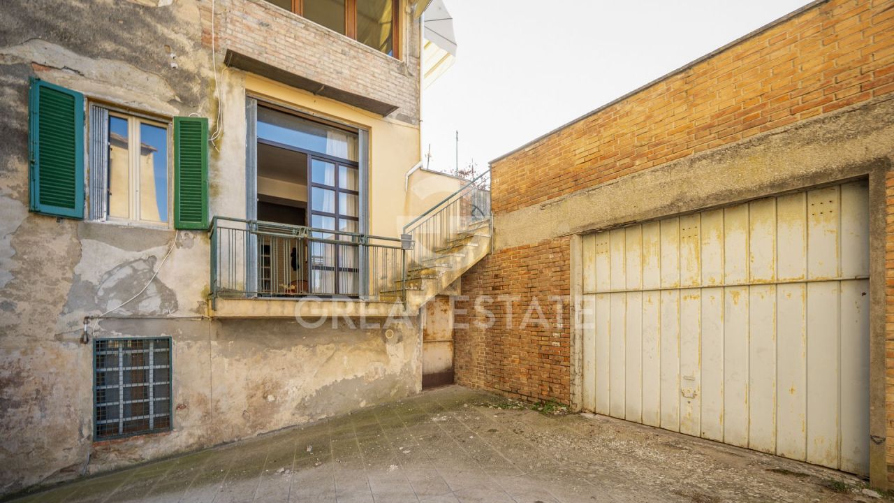 Дом в Монтепульчано, Италия, 307 м² - фото 6