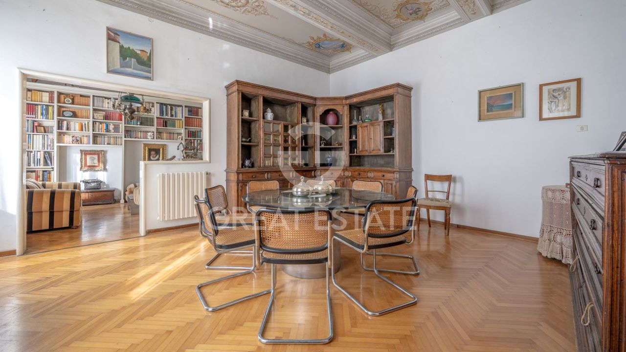 Дом в Монтепульчано, Италия, 307 м² - фото 9