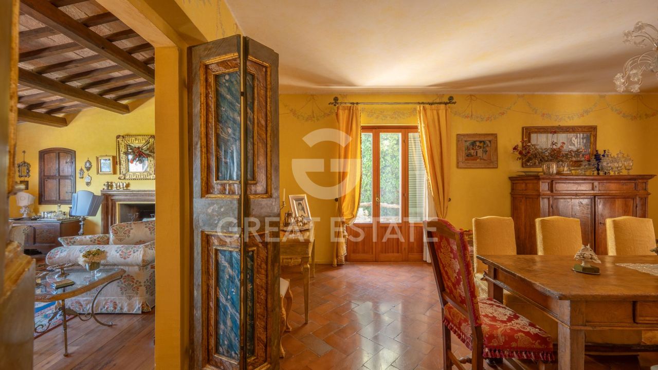 Вилла в Сполето, Италия, 382.5 м² - фото 10