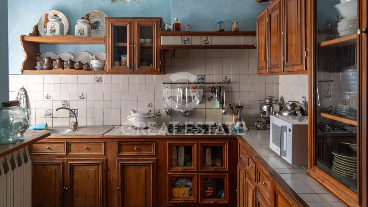 Вилла в Сполето, Италия, 382.5 м² - фото 13