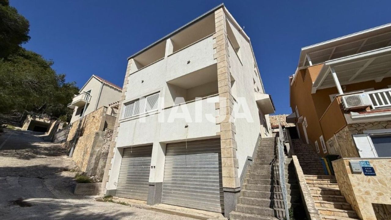 Дом в Рогознице, Хорватия, 245 м² - фото 2