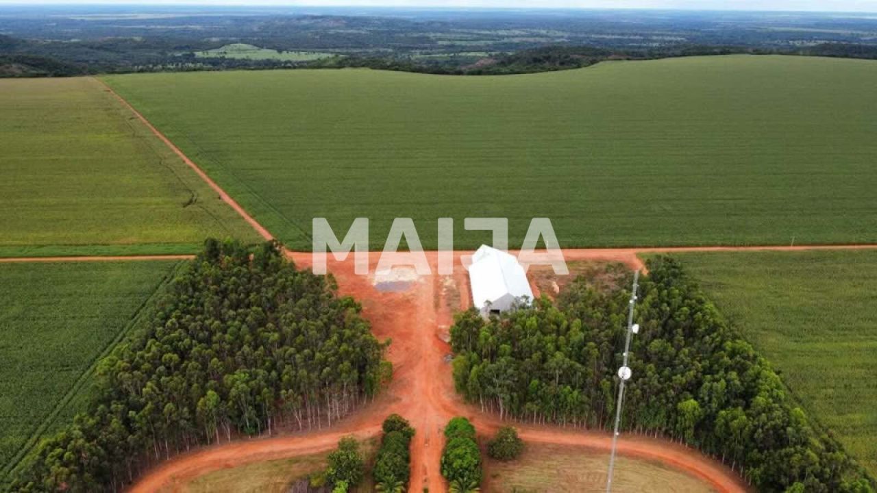 Земля Confresa, Бразилия, 37 050 000 м² - фото 4