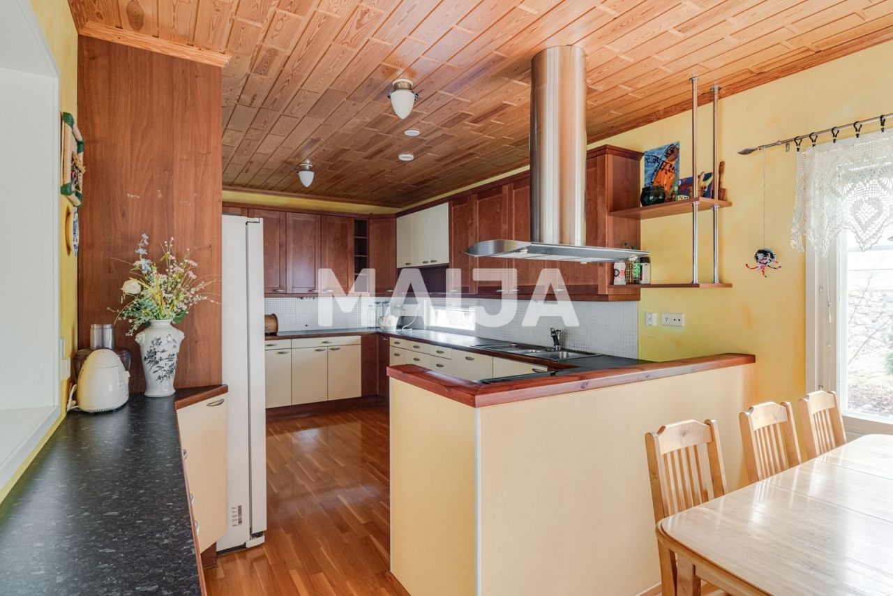 Дом в Риихимяки, Финляндия, 217 м² - фото 8