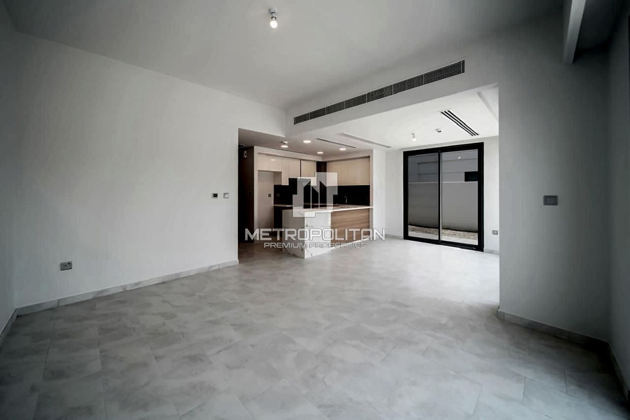 Таунхаус в Дубае, ОАЭ, 218 м² - фото 2