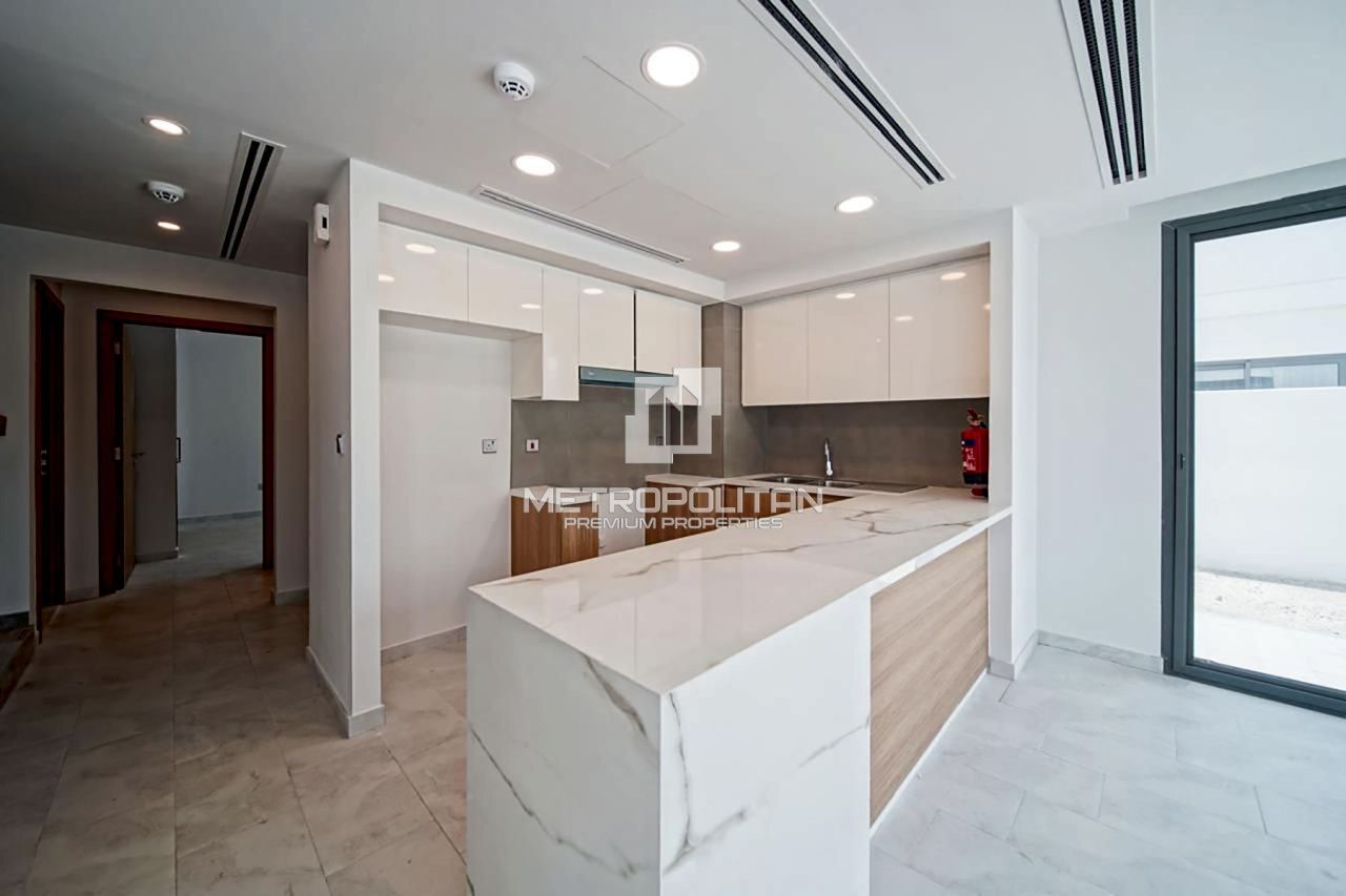 Таунхаус в Дубае, ОАЭ, 218 м² - фото 4