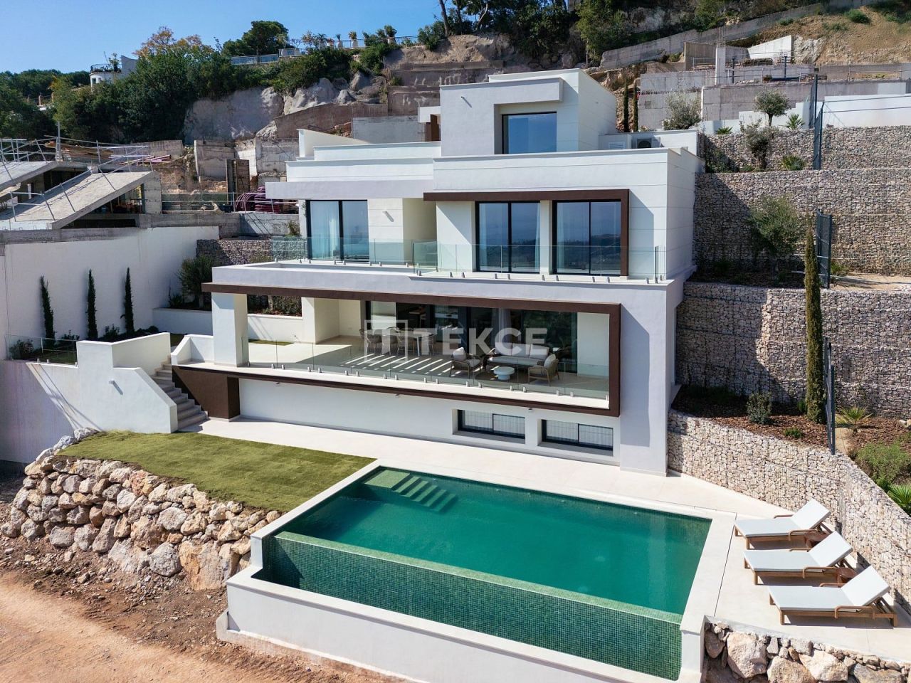 Вилла в Малаге, Испания, 320 м² - фото 1