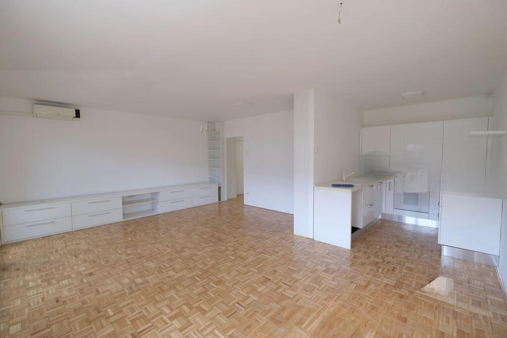 Квартира в Любляне, Словения, 83 м² - фото 1