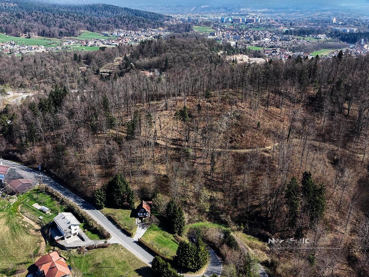 Земля в Любляне, Словения, 4 310 м² - фото 1