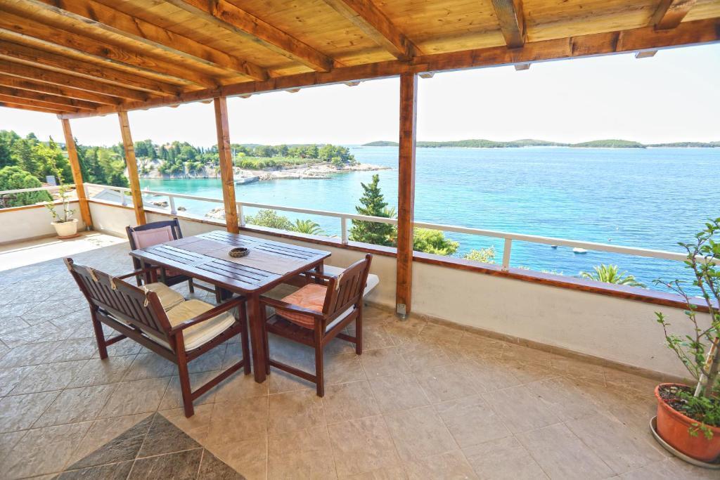 Отель, гостиница на Хваре, Хорватия, 370 м² - фото 11