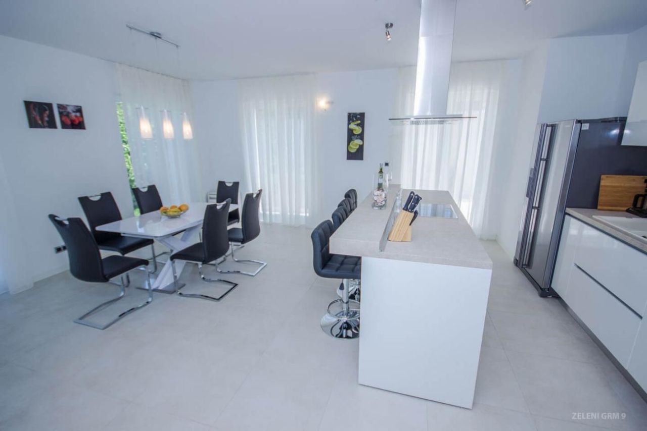 Вилла Splitska, Хорватия, 220 м² - фото 15