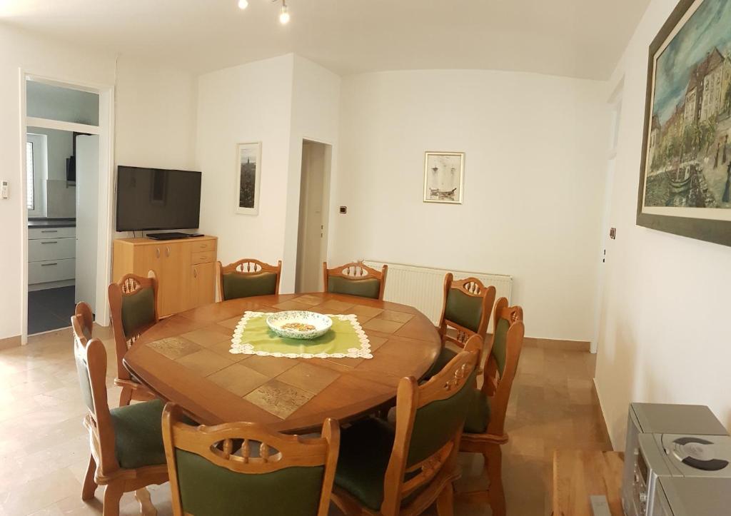 Отель, гостиница Supetar, Хорватия, 469 м² - фото 17