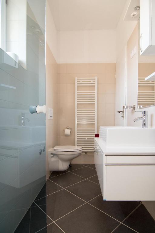 Отель, гостиница Supetar, Хорватия, 469 м² - фото 19