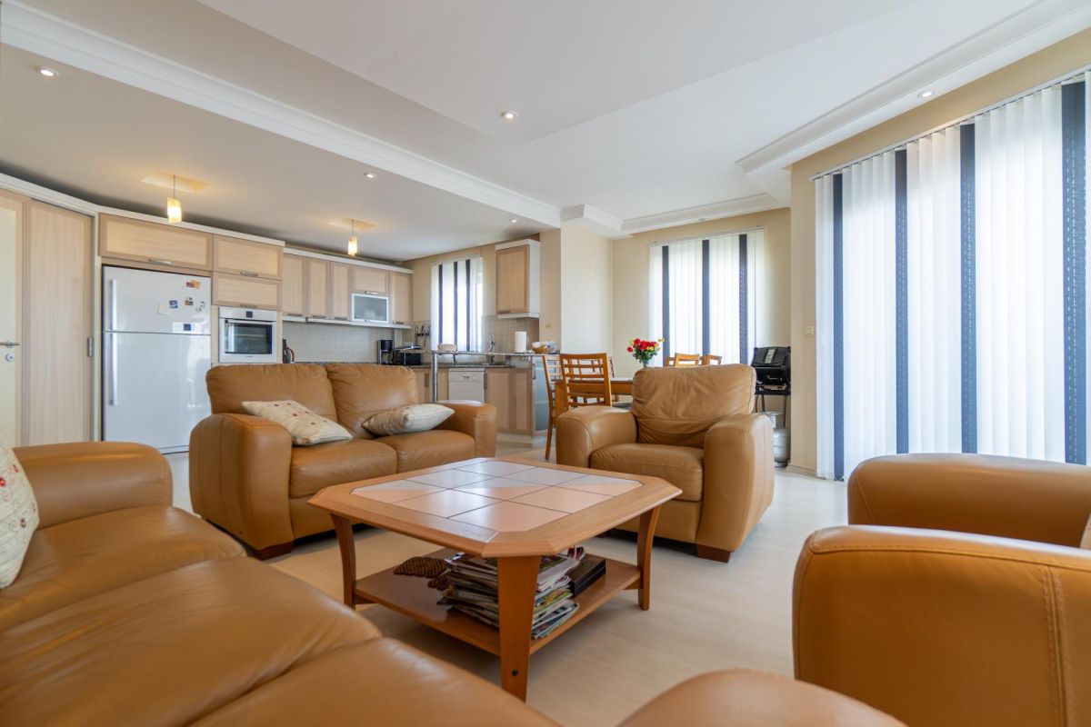 Пентхаус в Алании, Турция, 200 м² - фото 1