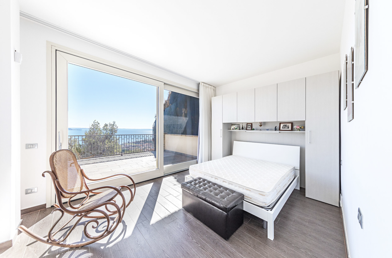 Апартаменты в Тосколано-Мадерно, Италия, 110 м² - фото 6