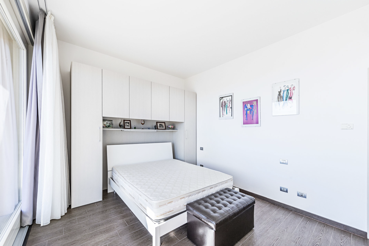 Апартаменты в Тосколано-Мадерно, Италия, 110 м² - фото 7