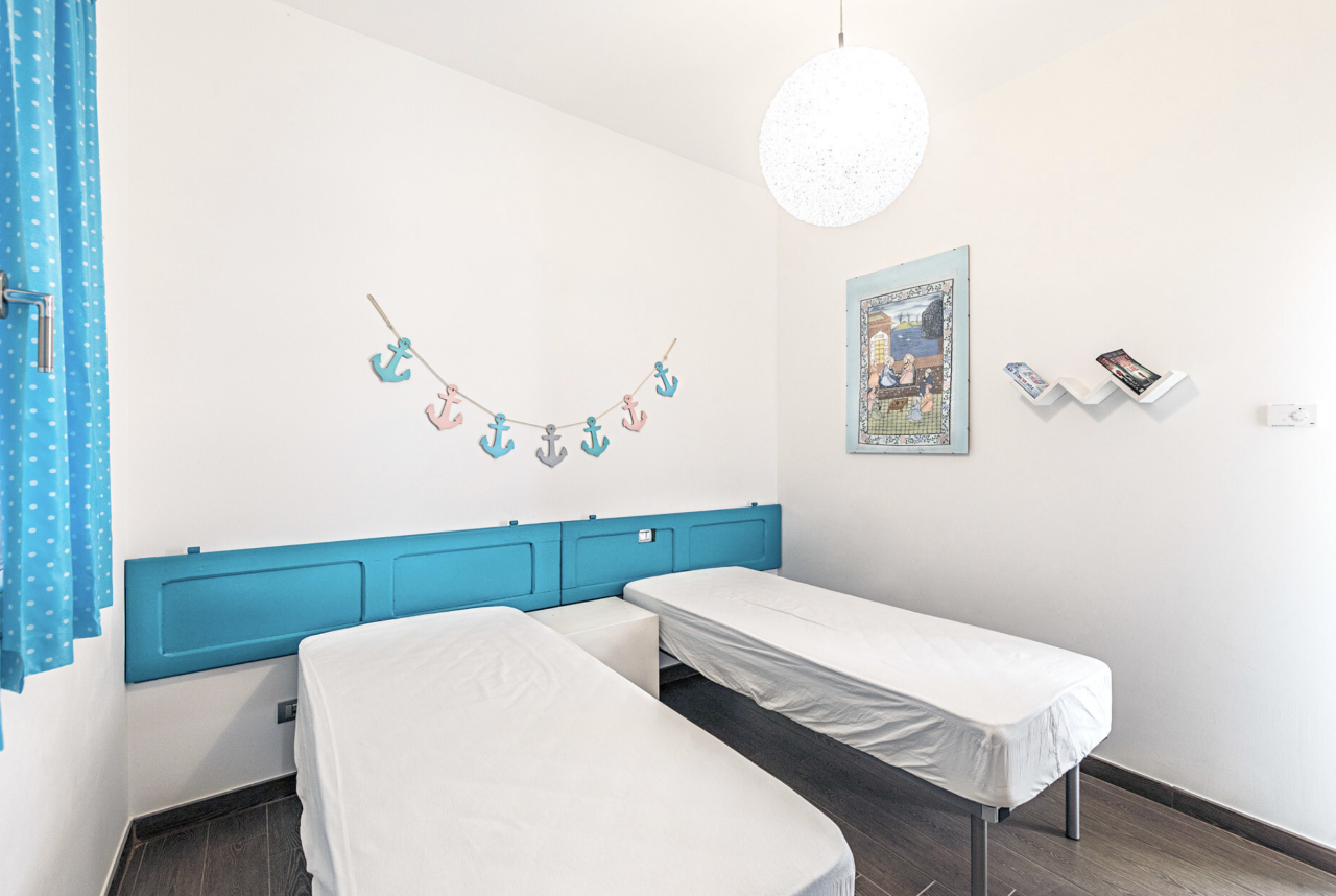 Апартаменты в Тосколано-Мадерно, Италия, 110 м² - фото 11