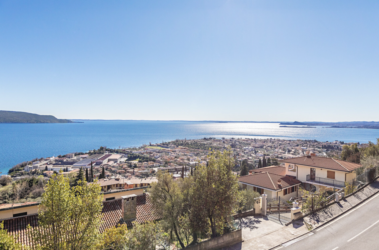 Апартаменты в Тосколано-Мадерно, Италия, 110 м² - фото 2