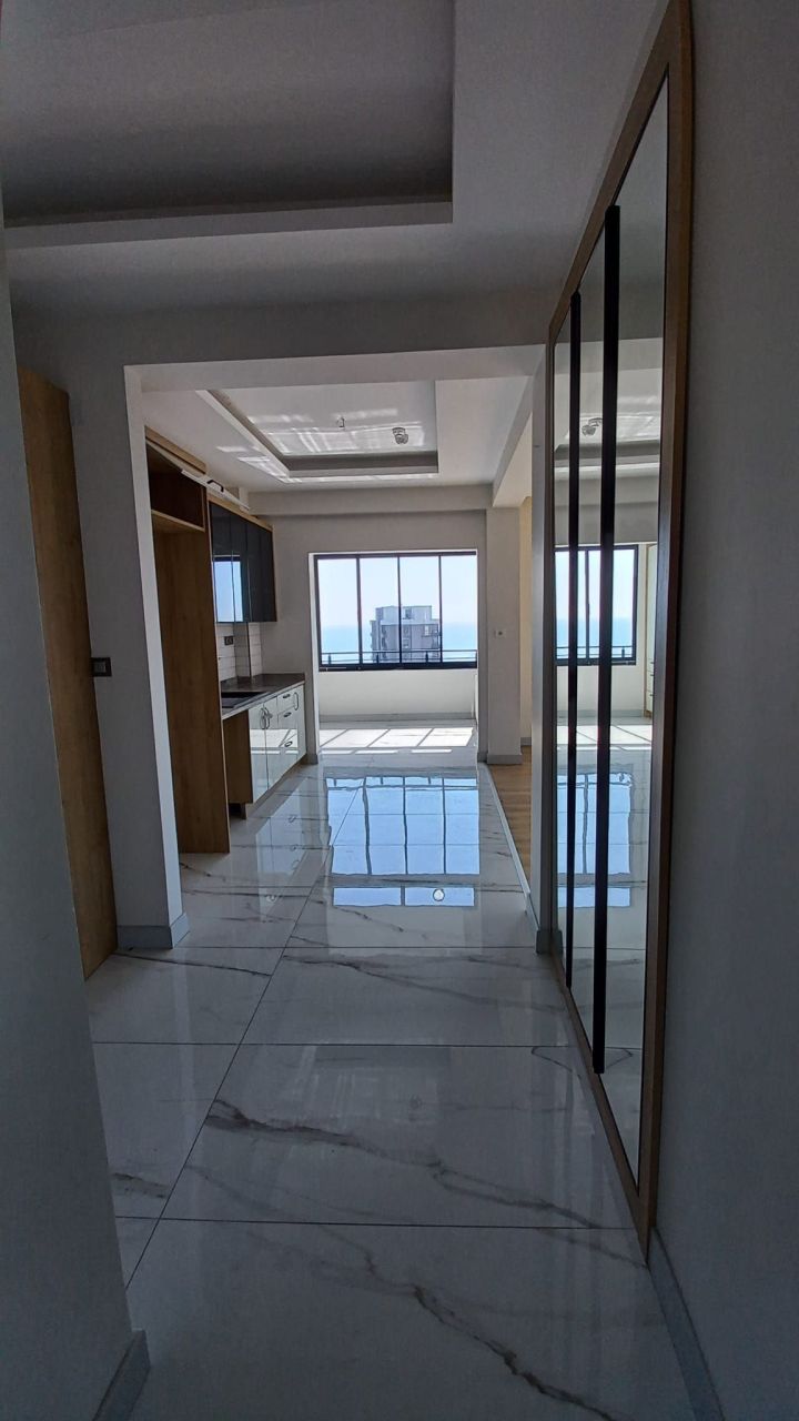 Квартира в Мерсине, Турция, 95 м² - фото 1