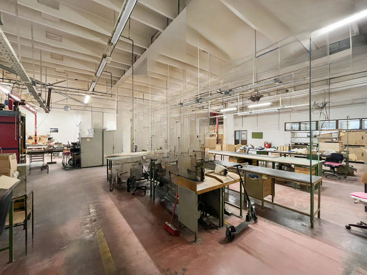 Офис в Любляне, Словения, 1 531 м² - фото 1