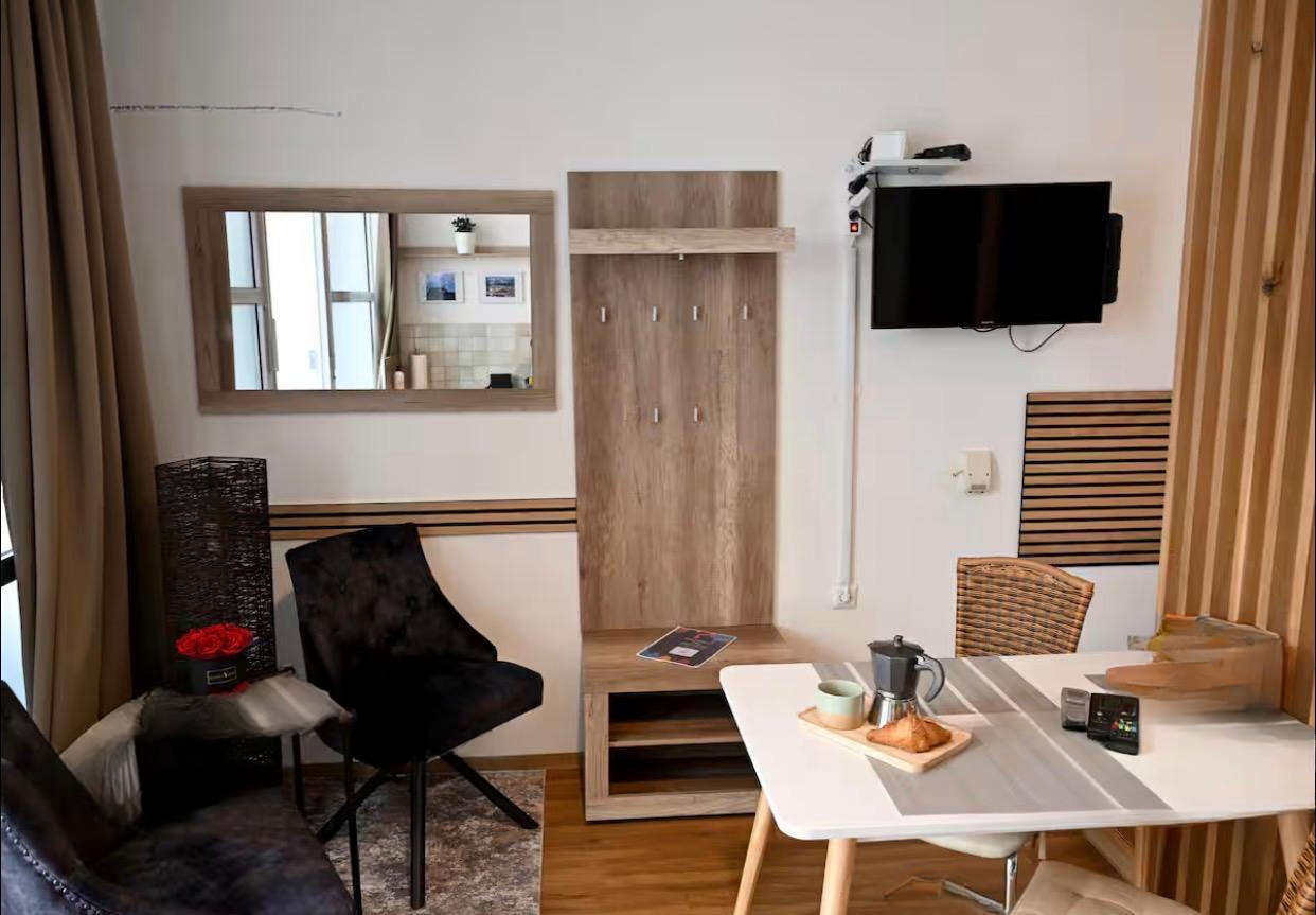 Офис в Любляне, Словения, 44 м² - фото 1