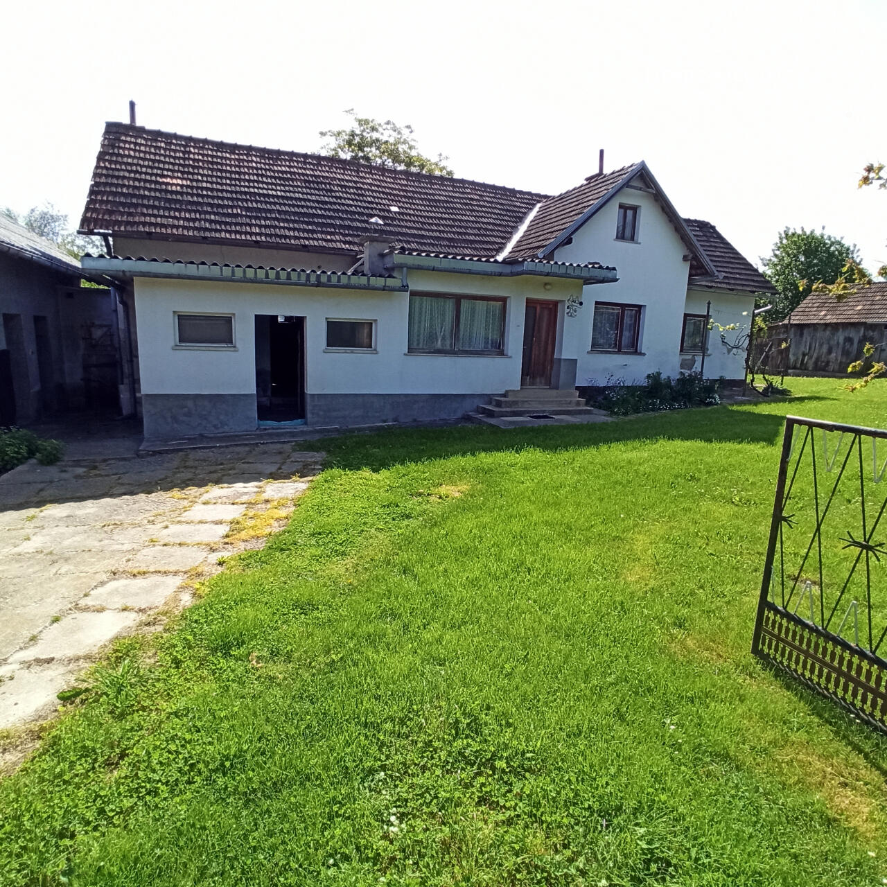 Дом в Лютомере, Словения, 140 м² - фото 1