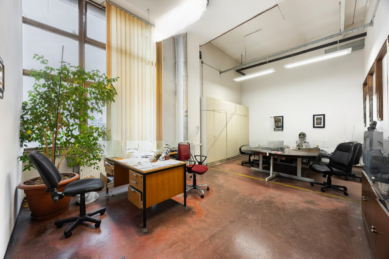 Офис в Любляне, Словения, 1 536 м² - фото 1