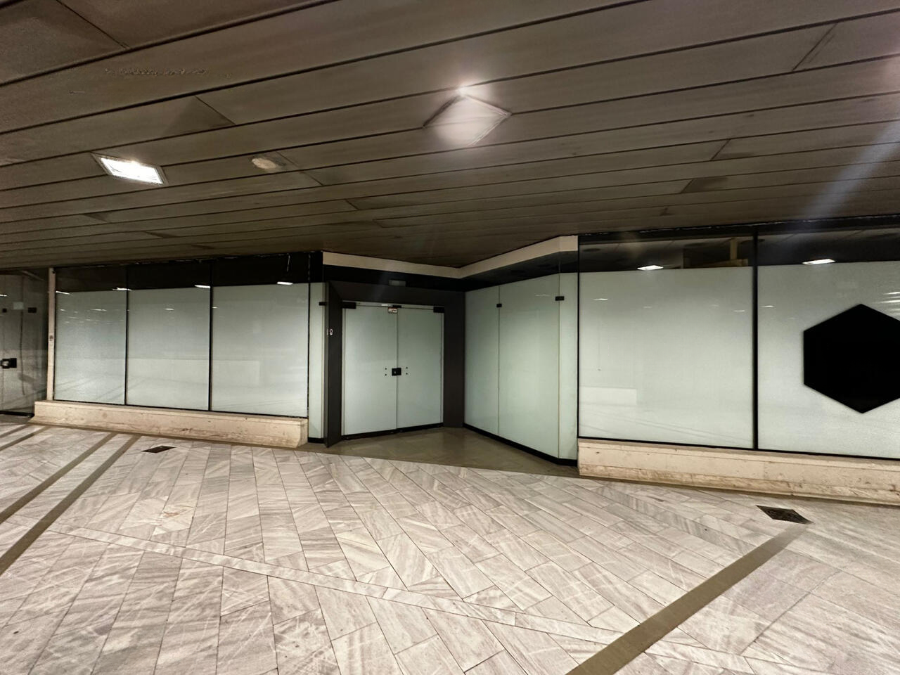 Офис в Любляне, Словения, 228 м² - фото 1