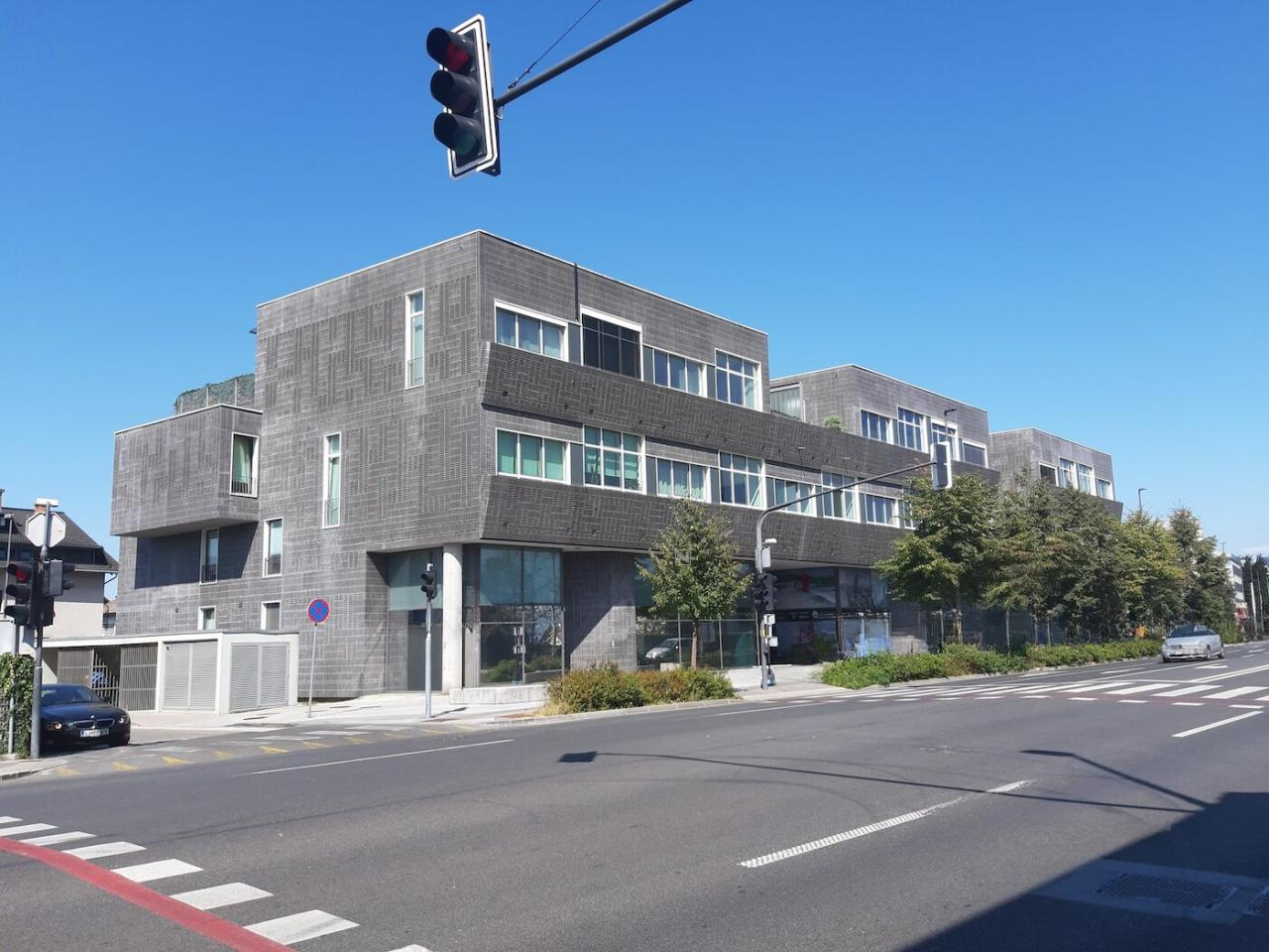 Офис в Любляне, Словения, 8 м² - фото 1