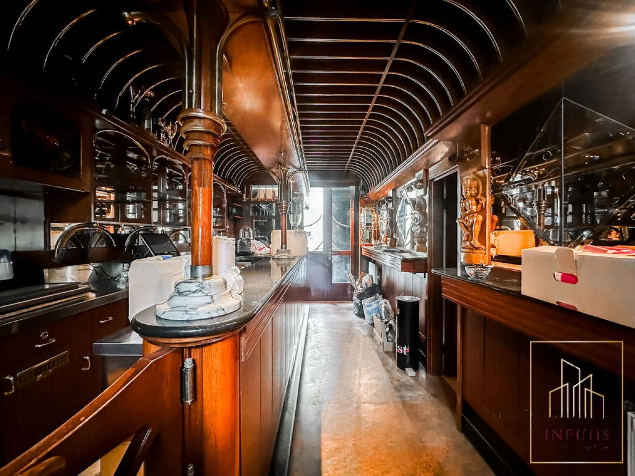 Офис в Любляне, Словения, 27 м² - фото 1