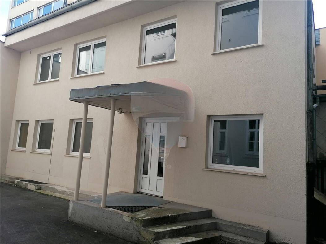 Офис в Любляне, Словения, 191 м² - фото 2