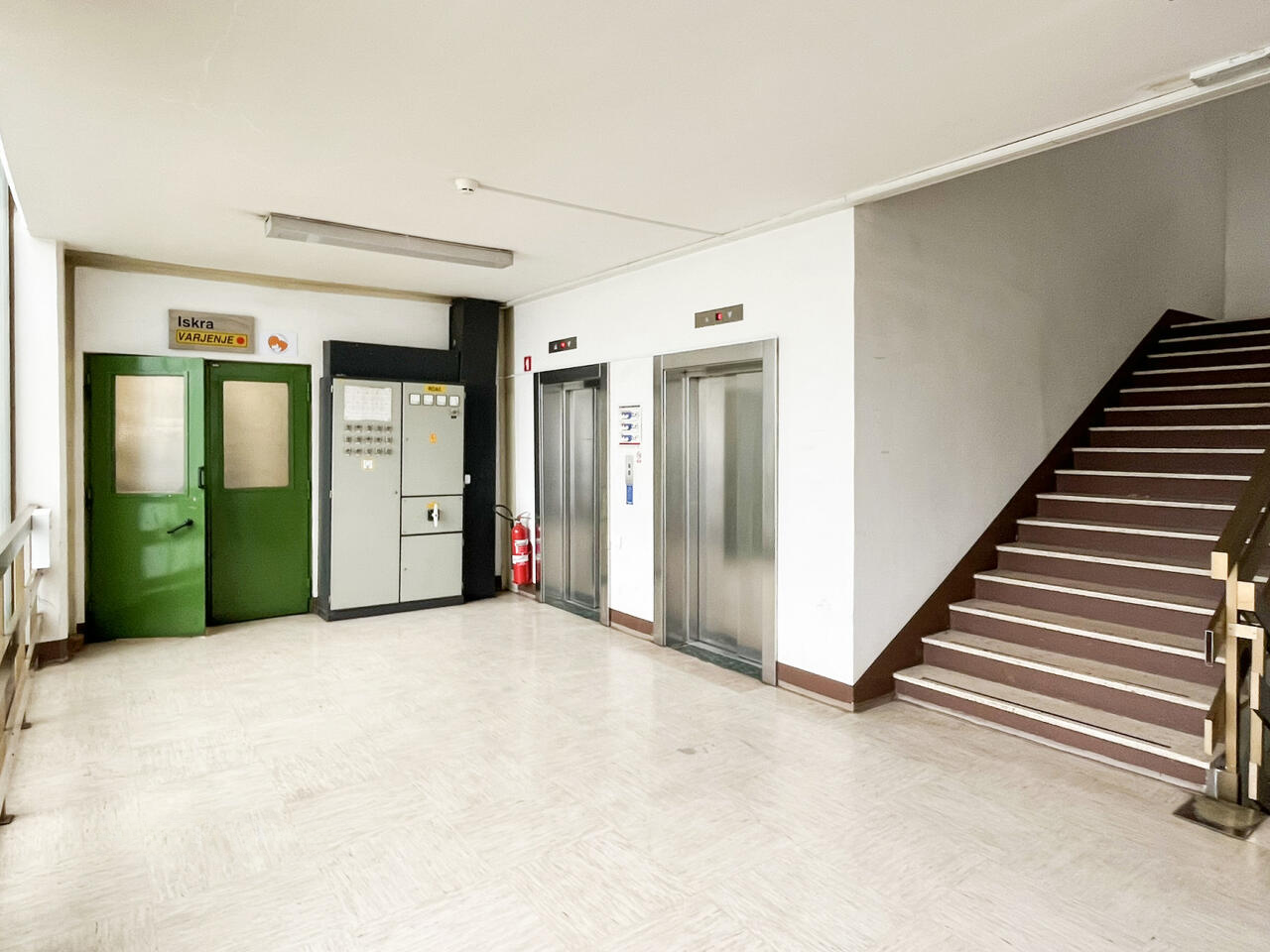 Офис в Любляне, Словения, 1 531 м² - фото 2