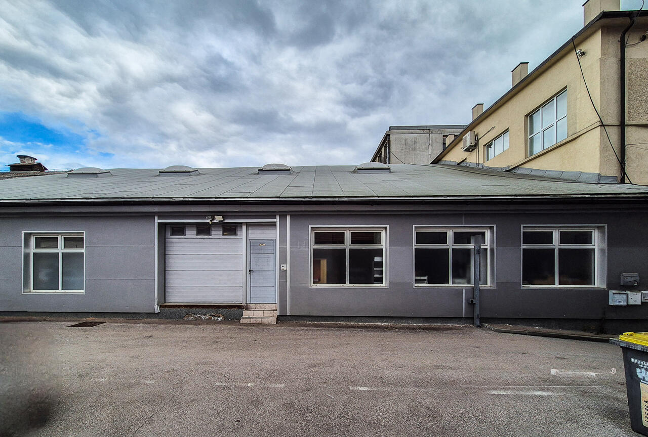 Офис в Любляне, Словения, 651 м² - фото 2