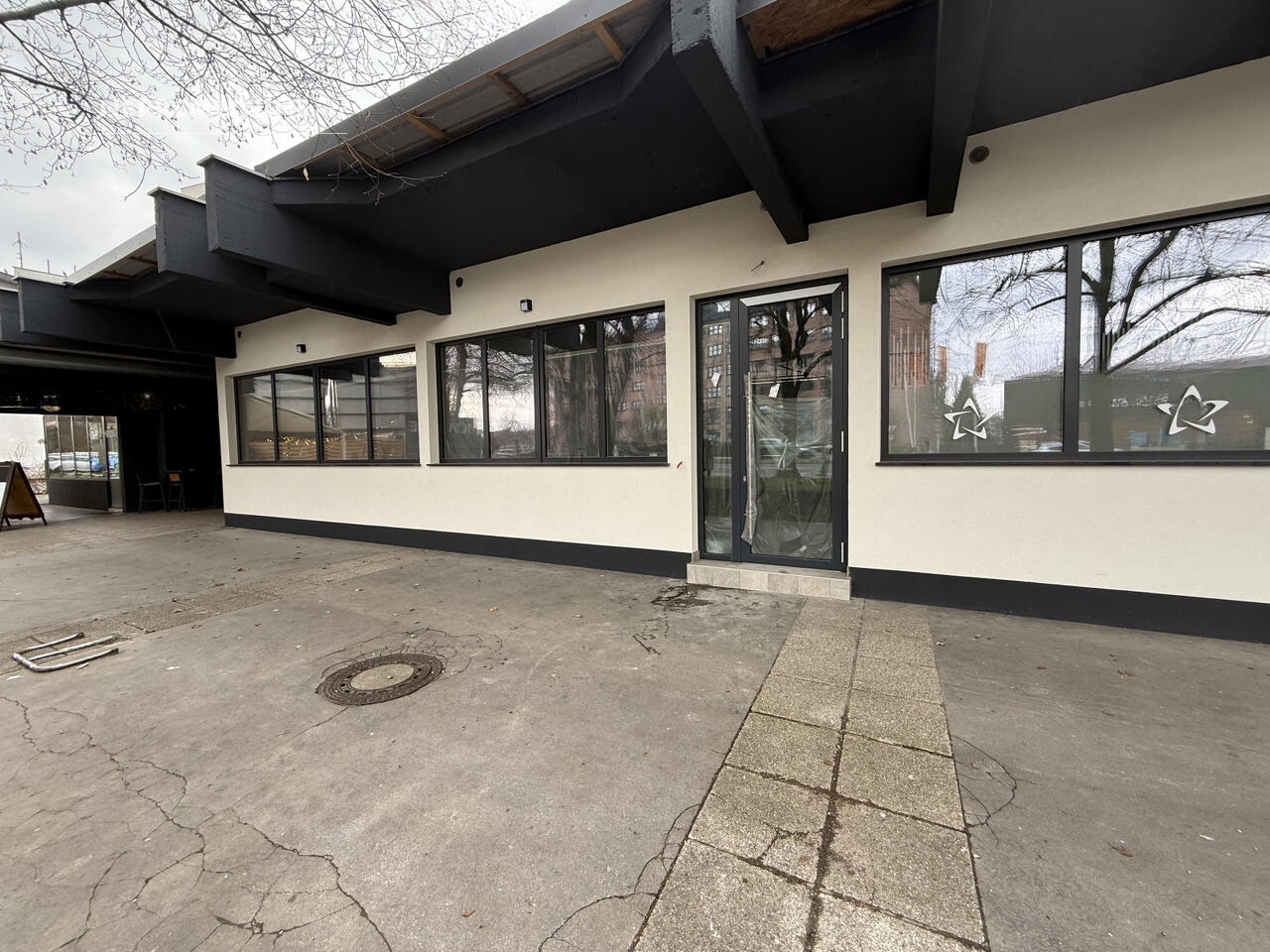 Офис в Любляне, Словения, 120 м² - фото 2