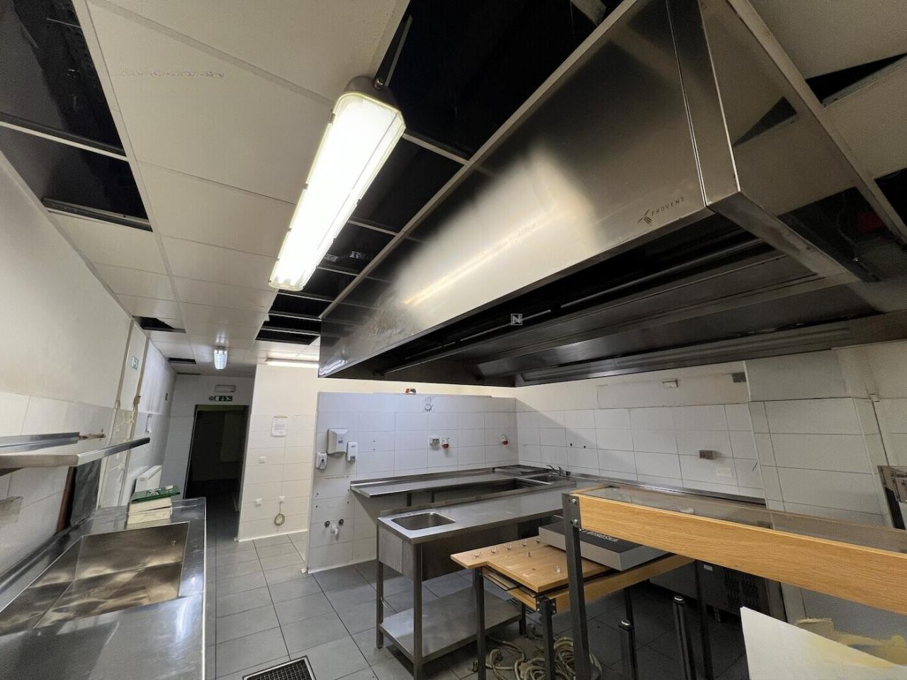 Офис в Любляне, Словения, 213 м² - фото 2