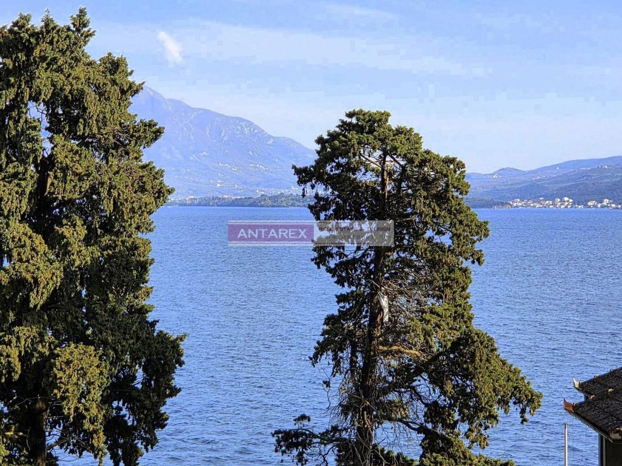 Земля в Биеле, Черногория, 1 601 м² - фото 1